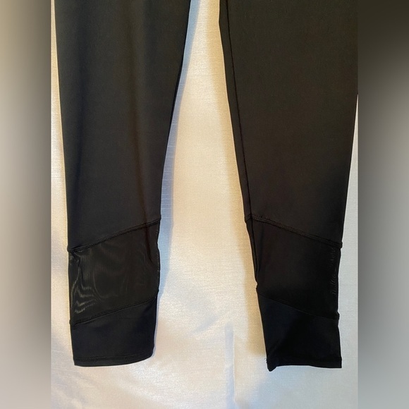 NWT  Infinite Performance Power Leggings Black Ladies Lg - Picture 10 of 11